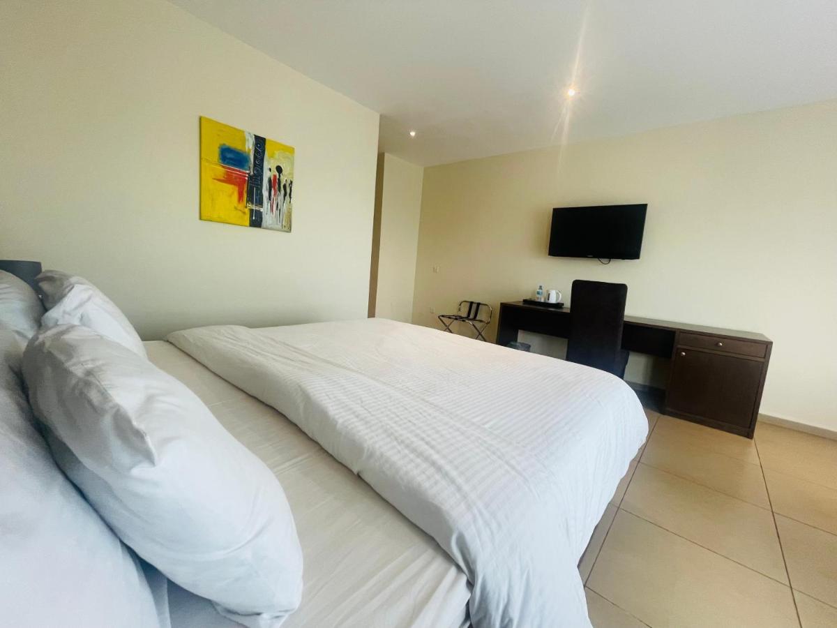 New Brookfields Hotel Φρίταουν Εξωτερικό φωτογραφία