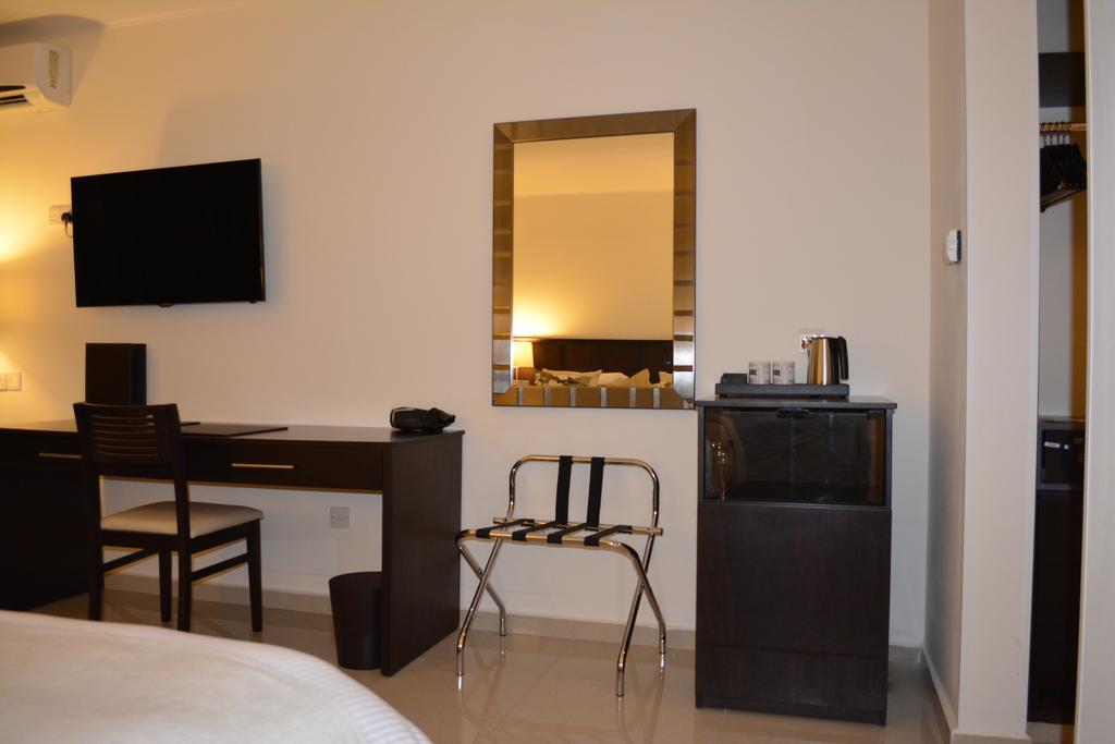 New Brookfields Hotel Φρίταουν Δωμάτιο φωτογραφία