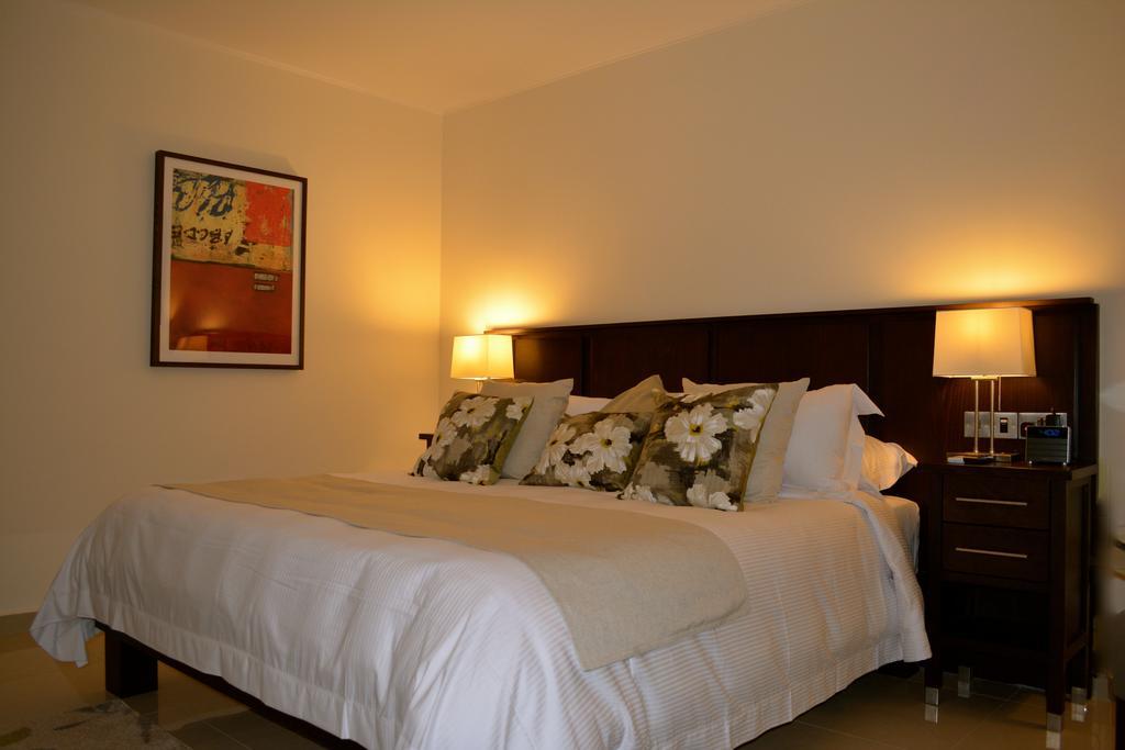 New Brookfields Hotel Φρίταουν Δωμάτιο φωτογραφία