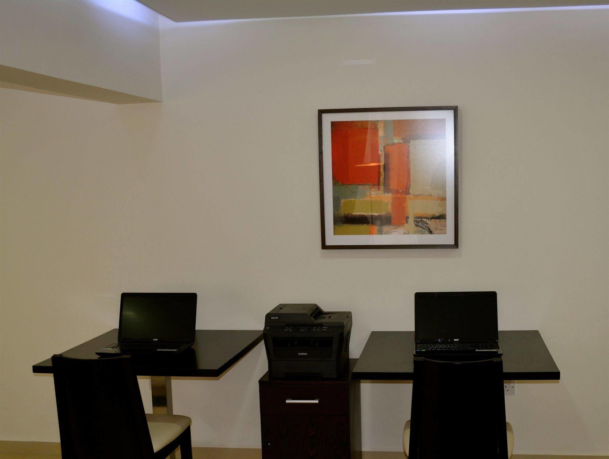 New Brookfields Hotel Φρίταουν Εξωτερικό φωτογραφία